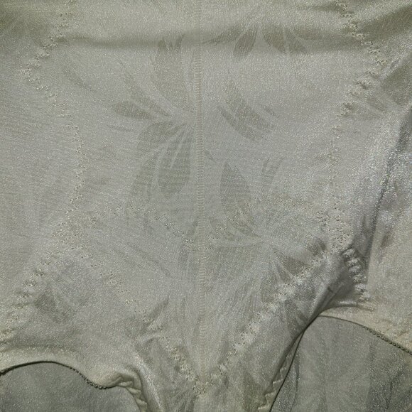 VTG Ivory Lady Manhattan Girdle Shaper Brief SZ 2XL Model 5015 - Picture 5 of 5